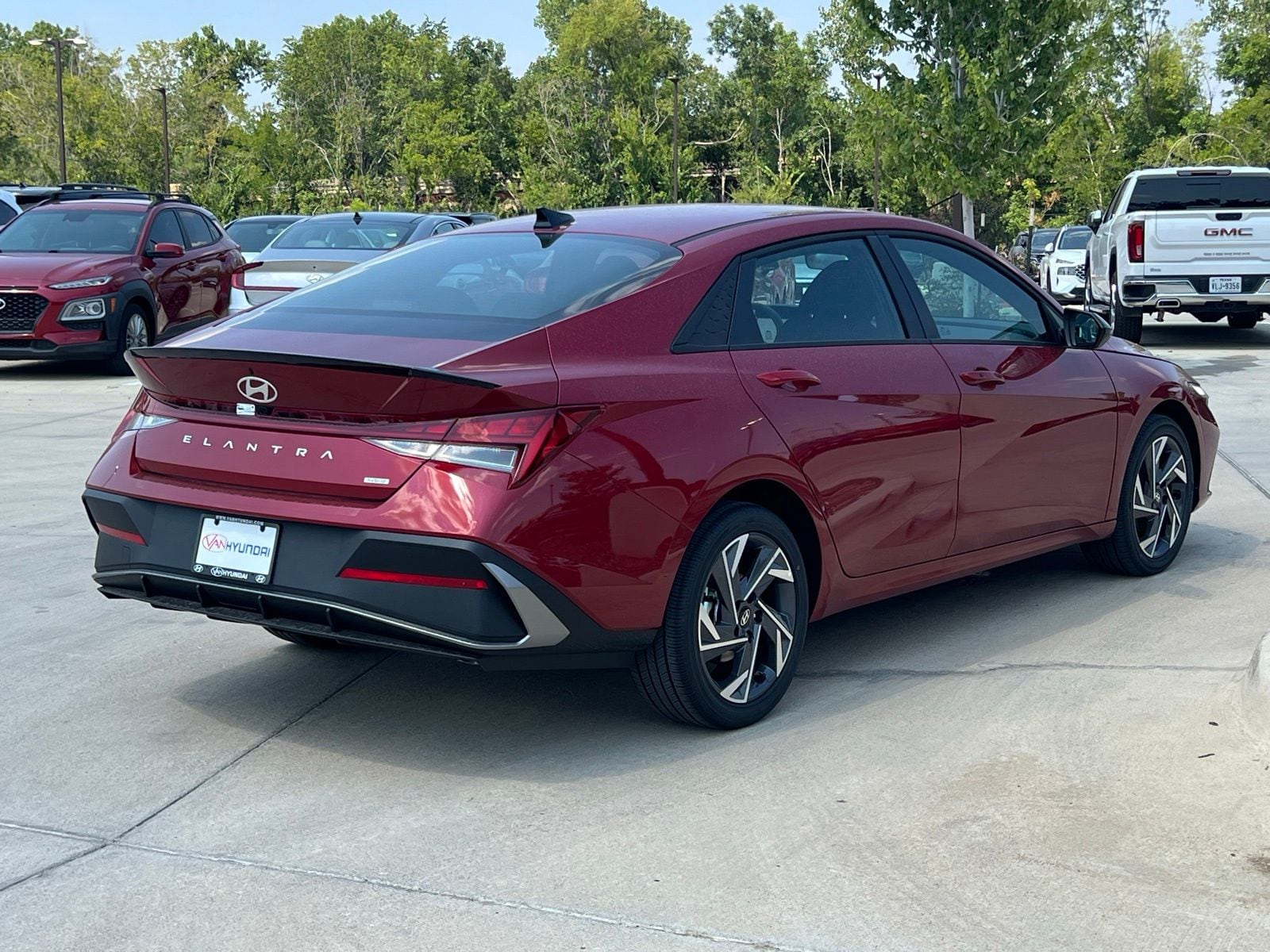 2025 Hyundai Elantra Blue - Photo 11