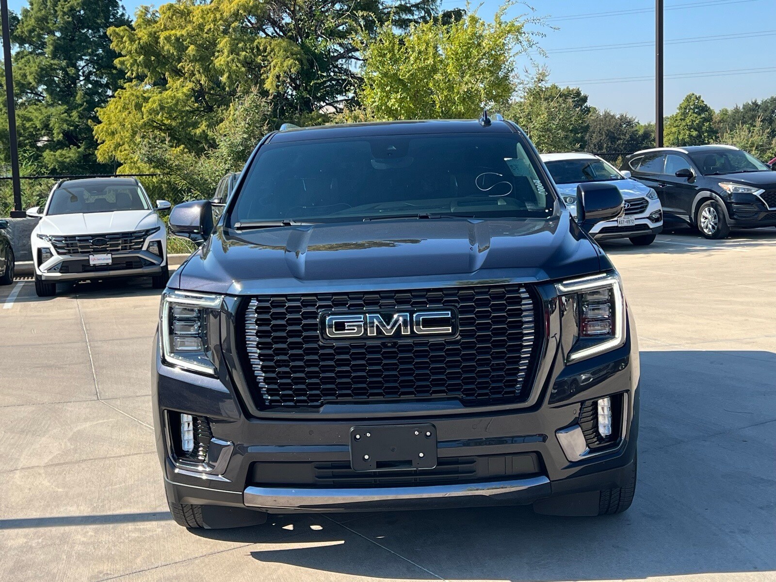 2023 Gmc Yukon Denali Ultimate photo 2