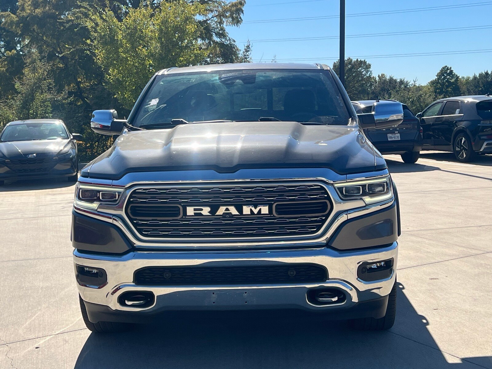 2020 Ram 1500 Limited photo 2
