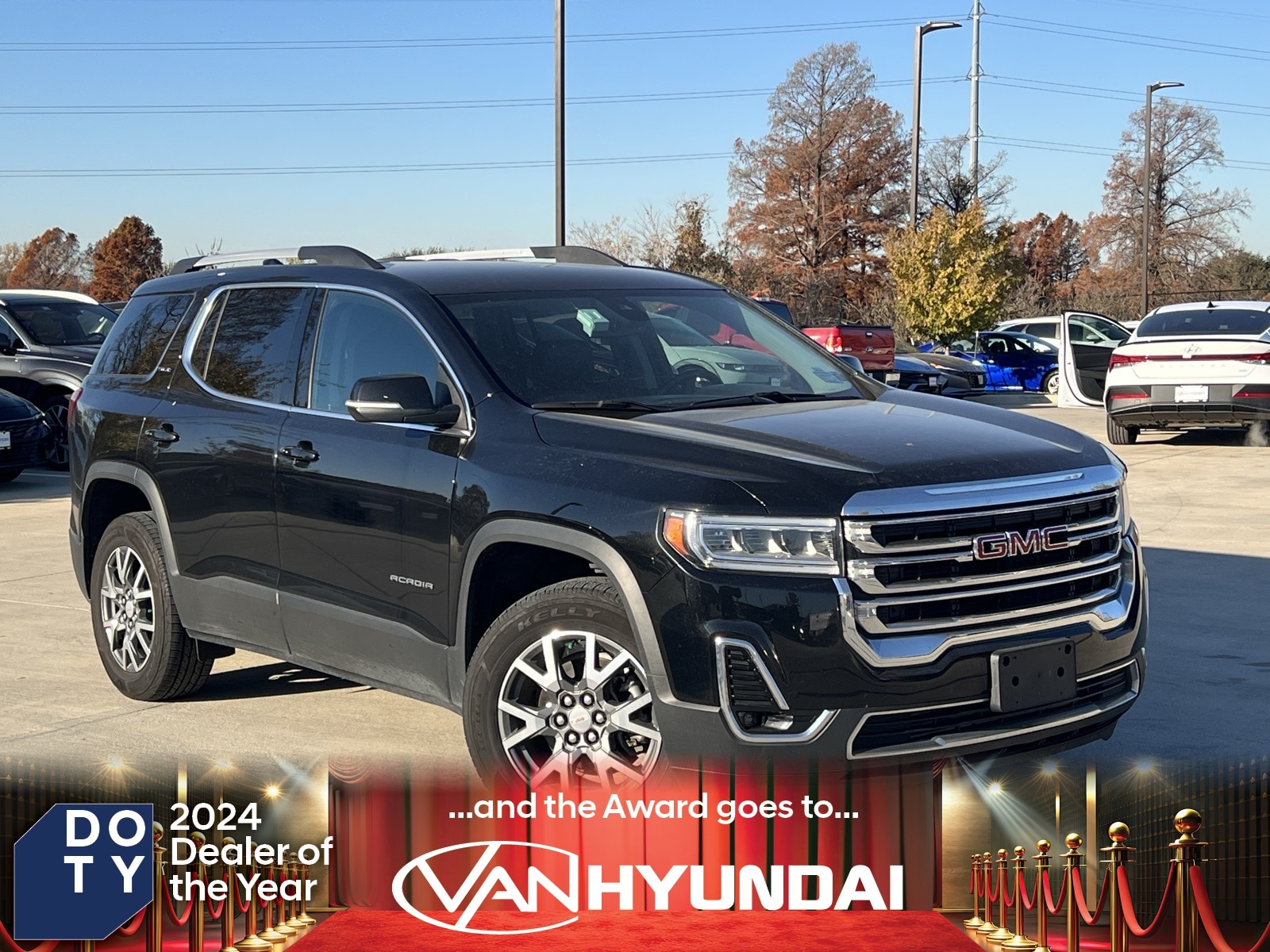 2023 GMC Acadia SLT's photo