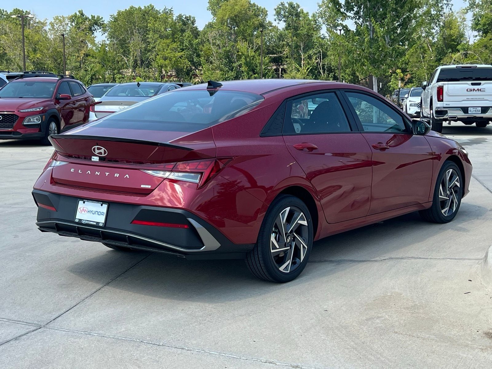 2025 Hyundai Elantra Blue - Photo 11