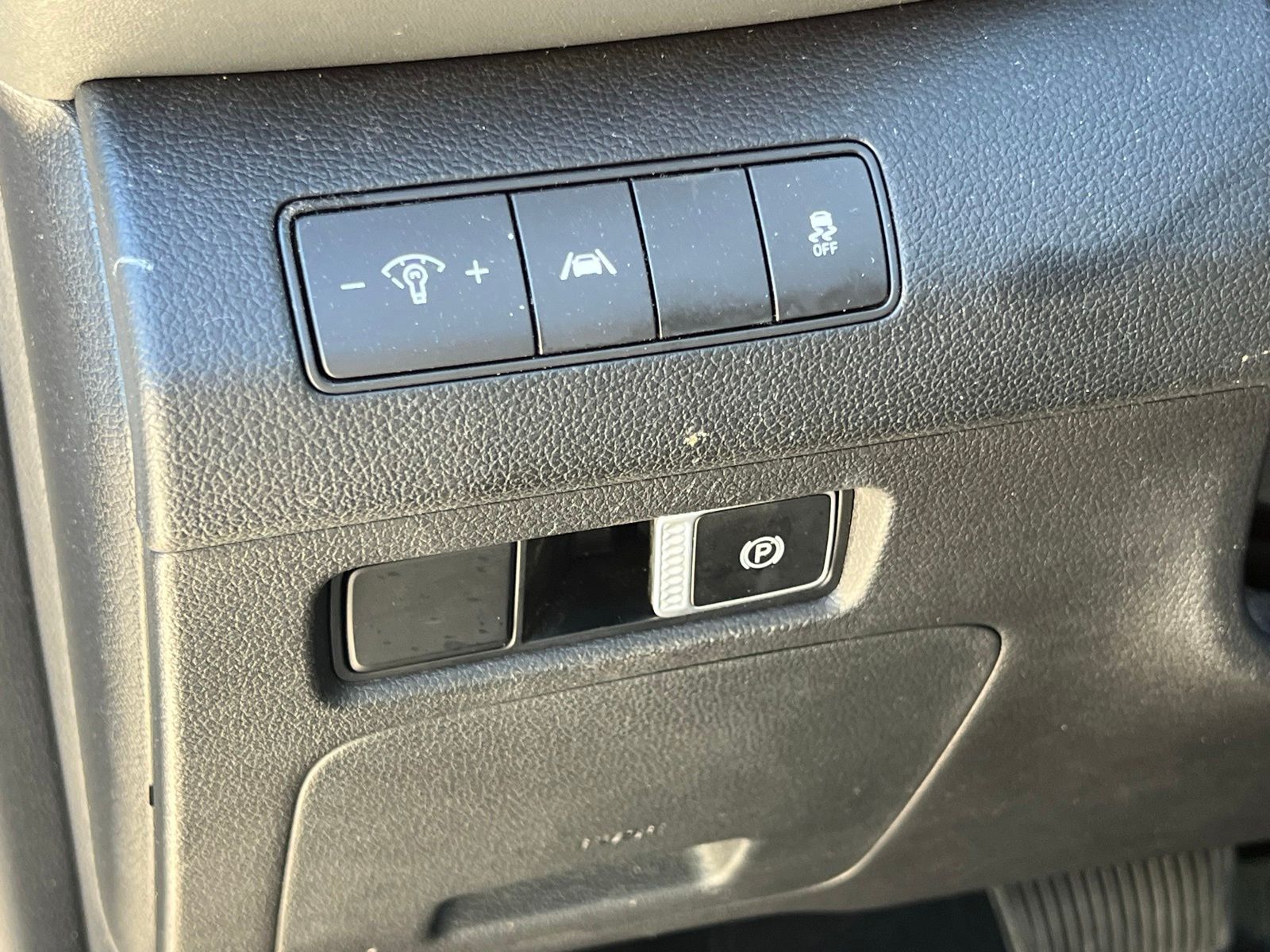 2021 Hyundai Santa Fe SE - Photo 24