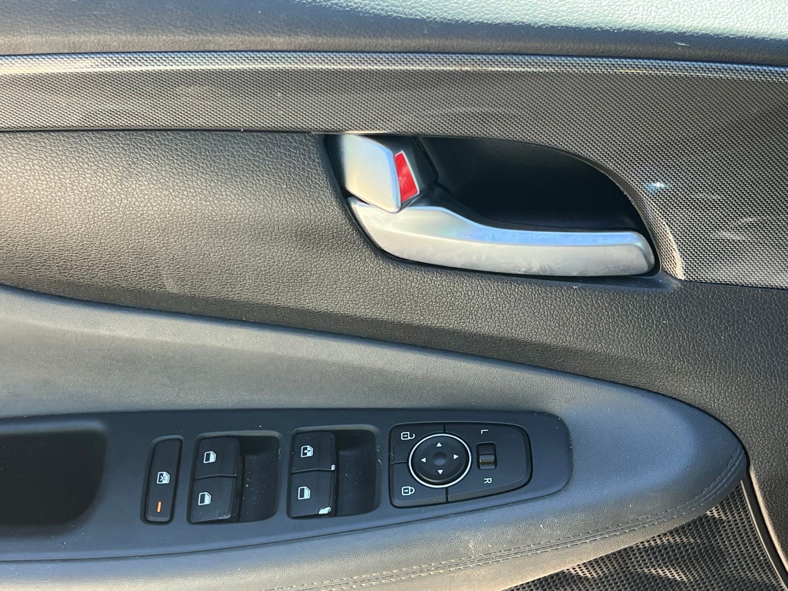 2021 Hyundai Santa Fe SE - Photo 22