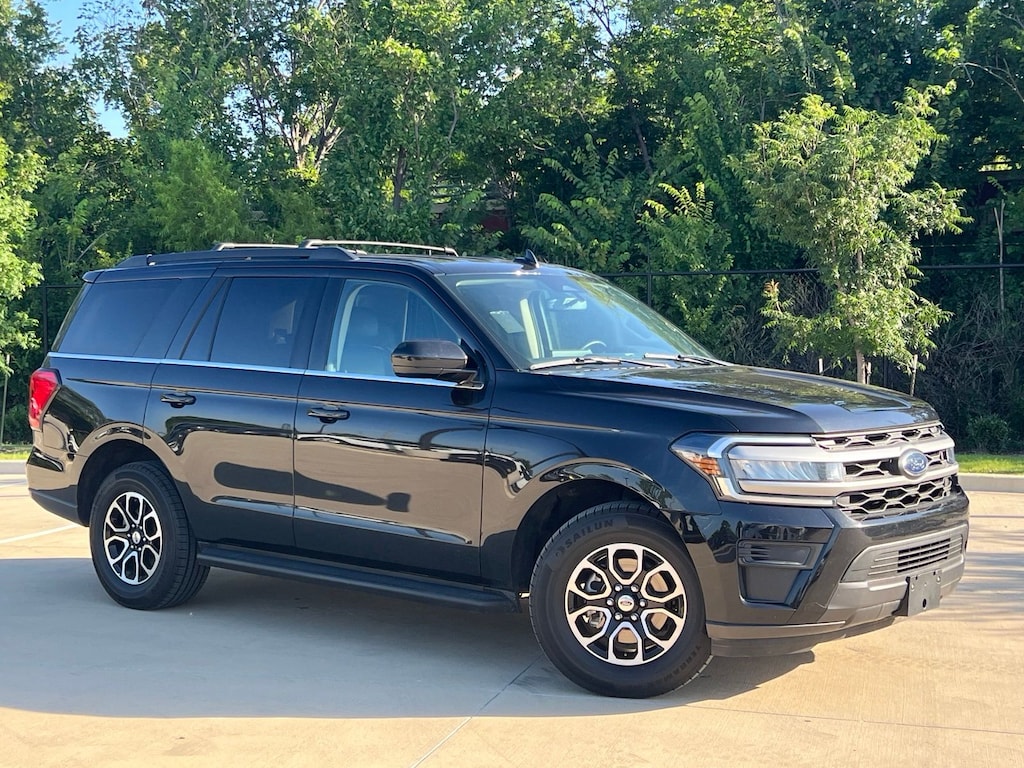Used 2024 Ford Expedition XLT SUV