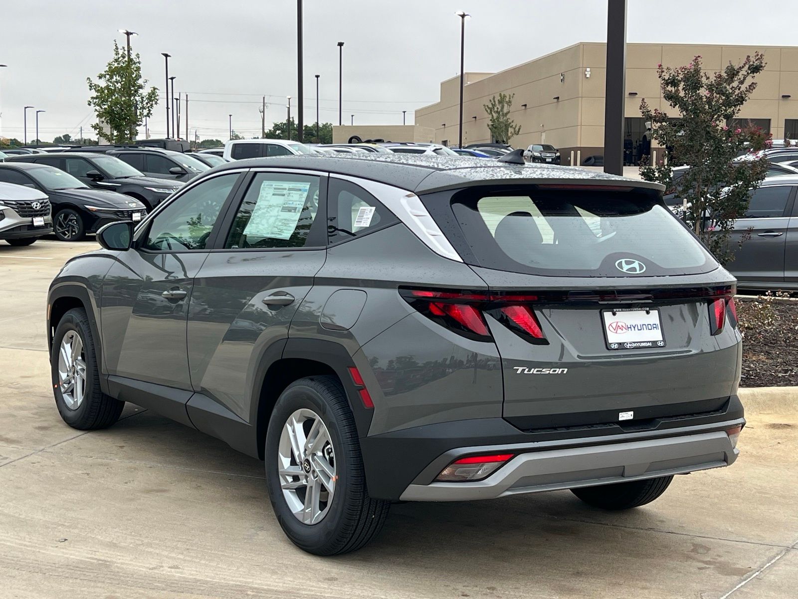 2026 Hyundai Tucson SE - Photo 9