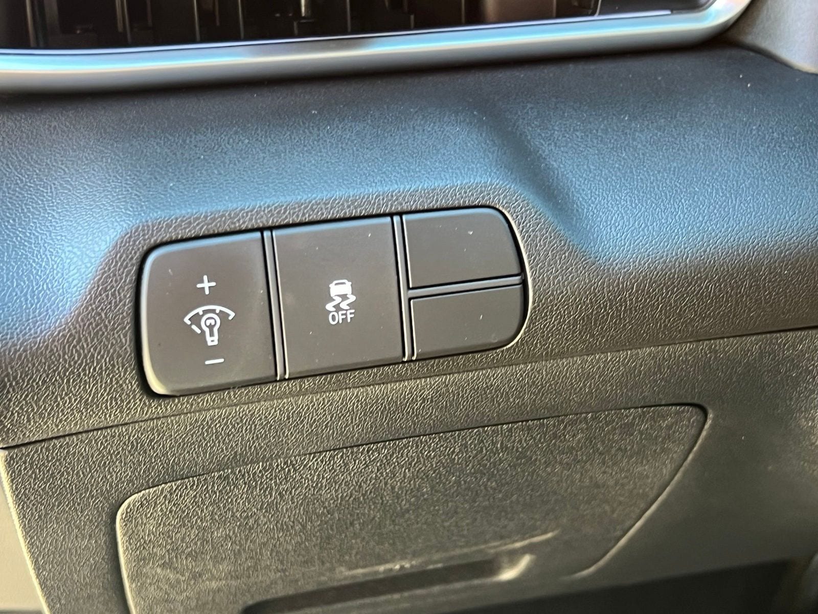 2025 Hyundai Elantra SEL - Photo 27