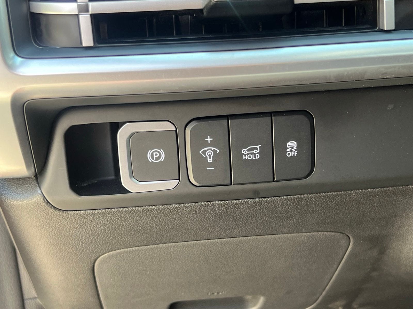 2025 Hyundai Santa Fe SEL - Photo 30