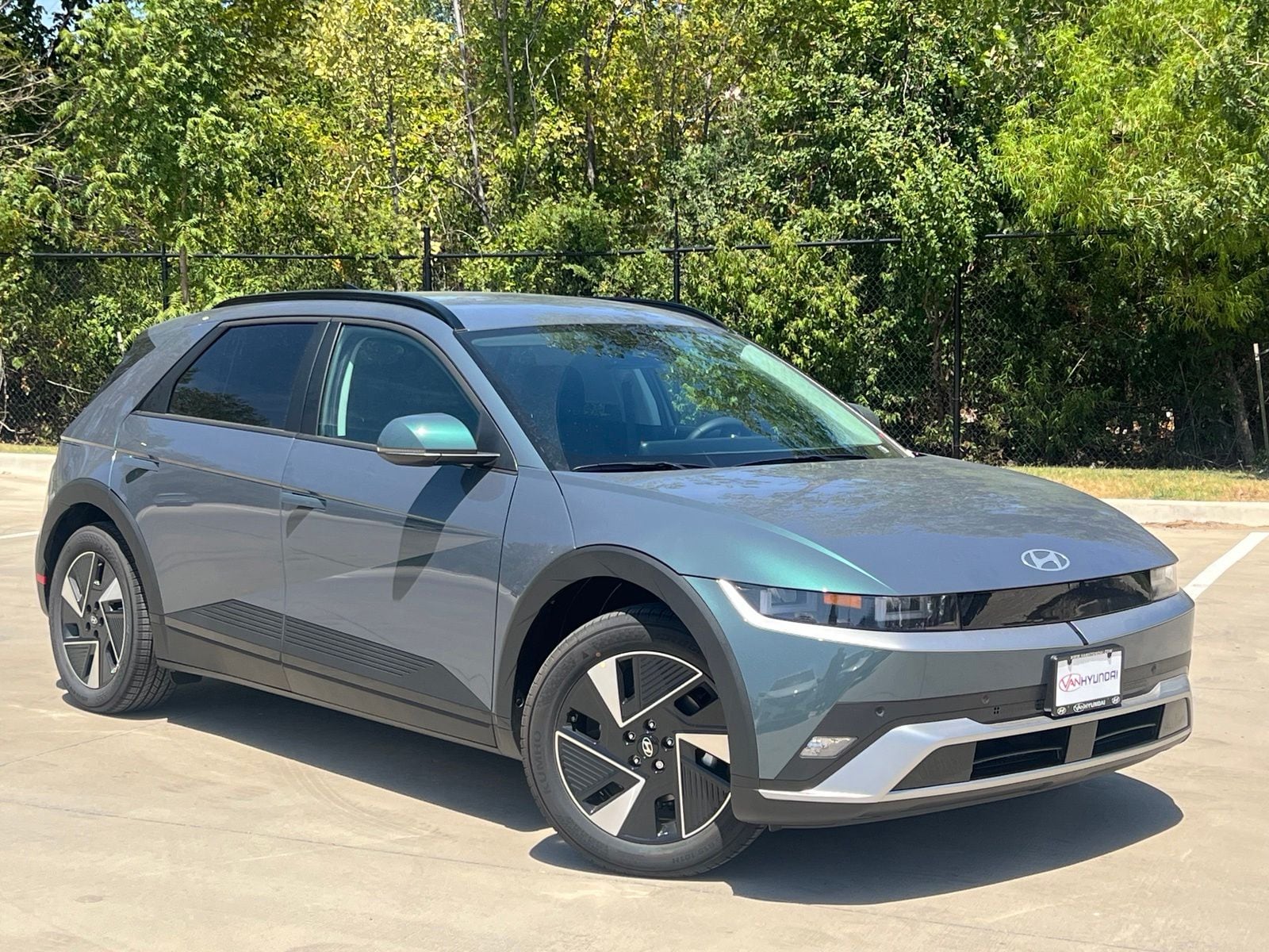 Green 2027 Hyundai Ioniq 5 SUV / Crossover  1-Speed Automatic