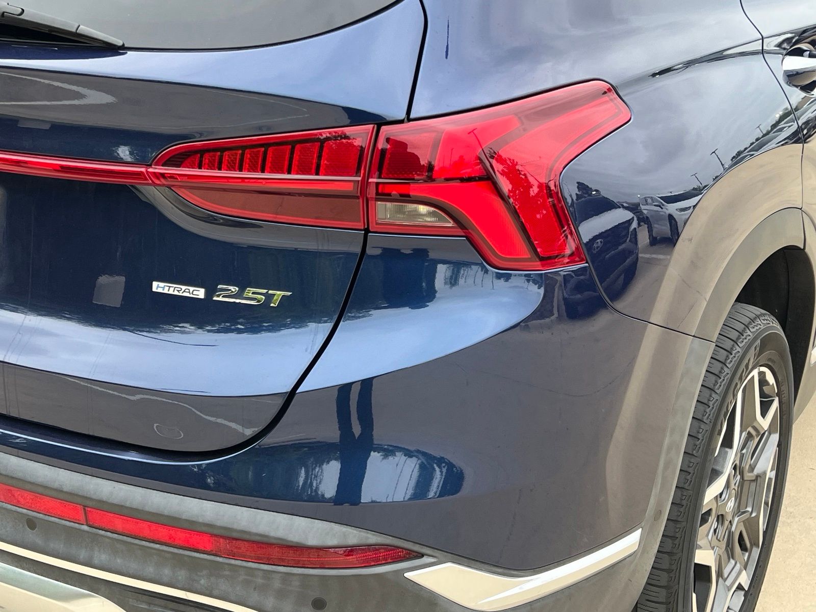 2023 Hyundai Santa Fe Limited - Photo 14