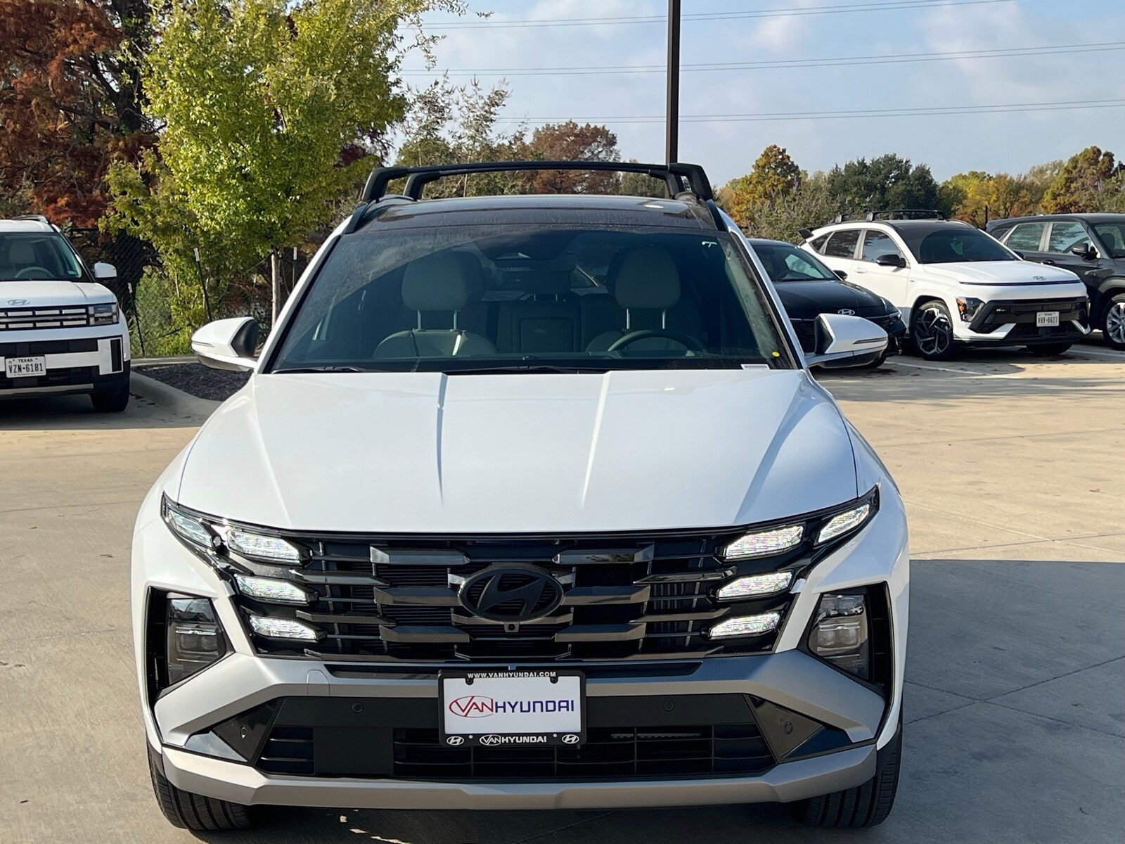 2026 Hyundai Tucson Hybrid Limited photo 2