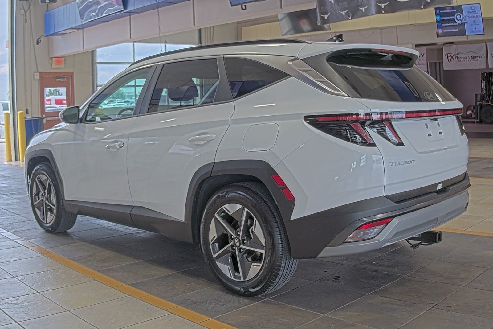 2025 Hyundai Tucson SEL Convenience - Photo 5