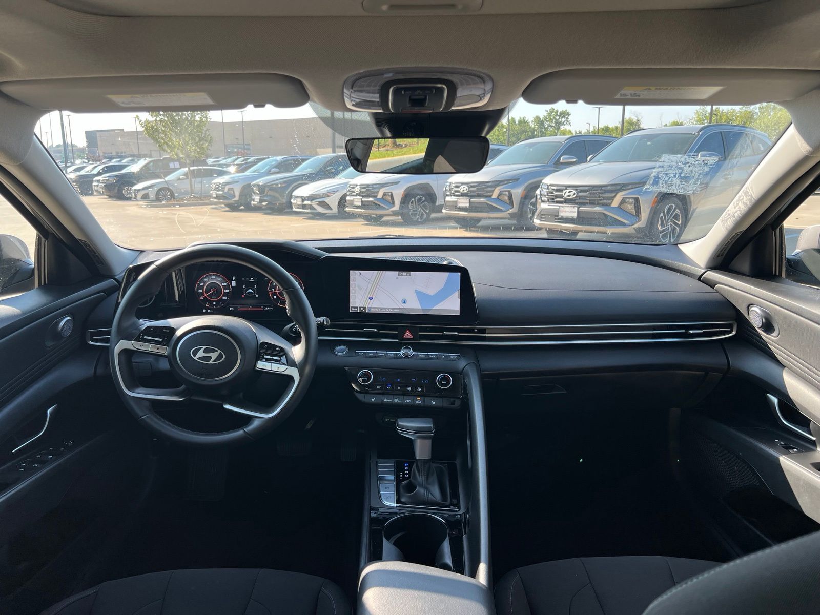2025 Hyundai Elantra SEL - Photo 20