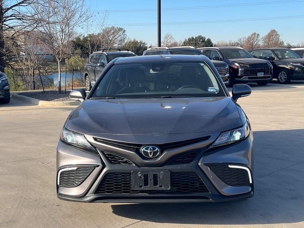 Used 2023 Toyota Camry SE Sedan