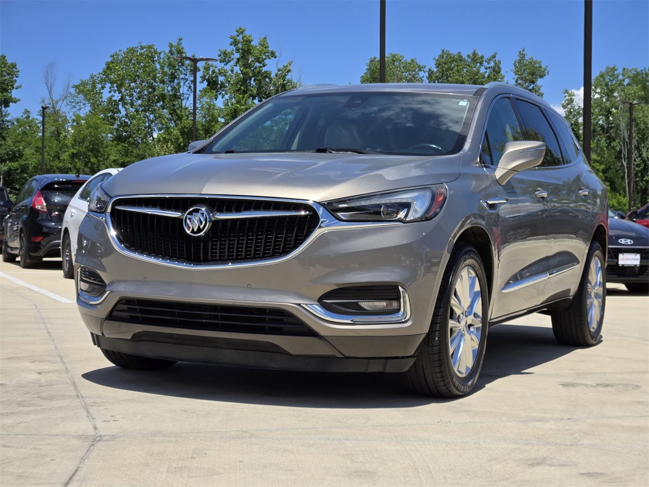 Used 2018 Buick Enclave Premium with VIN 5GAERCKW6JJ211781 for sale in Carrollton, TX