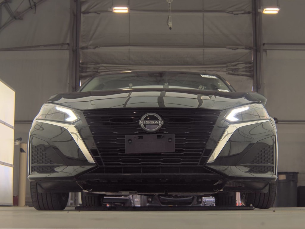 Used 2025 Nissan Altima 2.5 SV Sedan