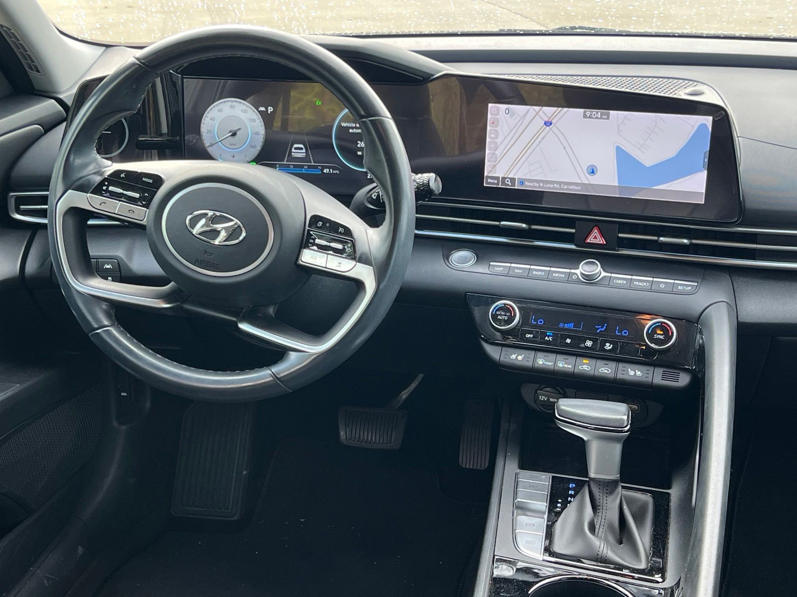 2023 Hyundai Elantra Limited - Photo 17