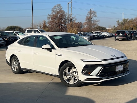 2026 Hyundai Sonata SE Sedan