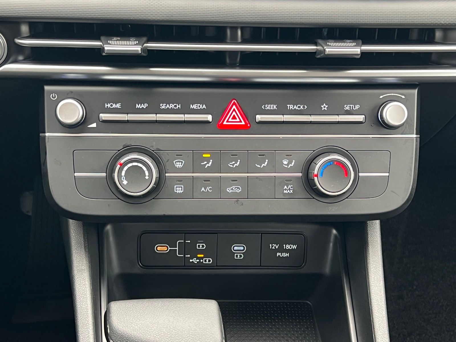 2026 Hyundai Tucson SE - Photo 30