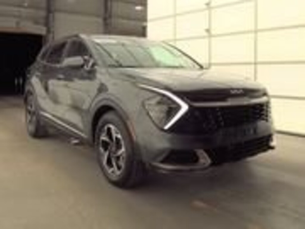 Used 2024 Kia Sportage LX SUV
