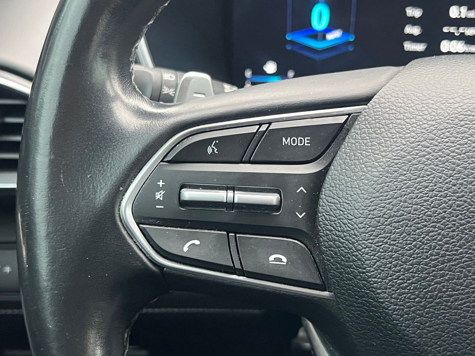 2023 Hyundai Santa Fe Limited - Photo 32