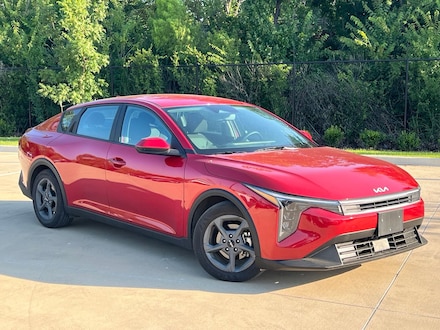 2025 Kia K4 LXS Sedan