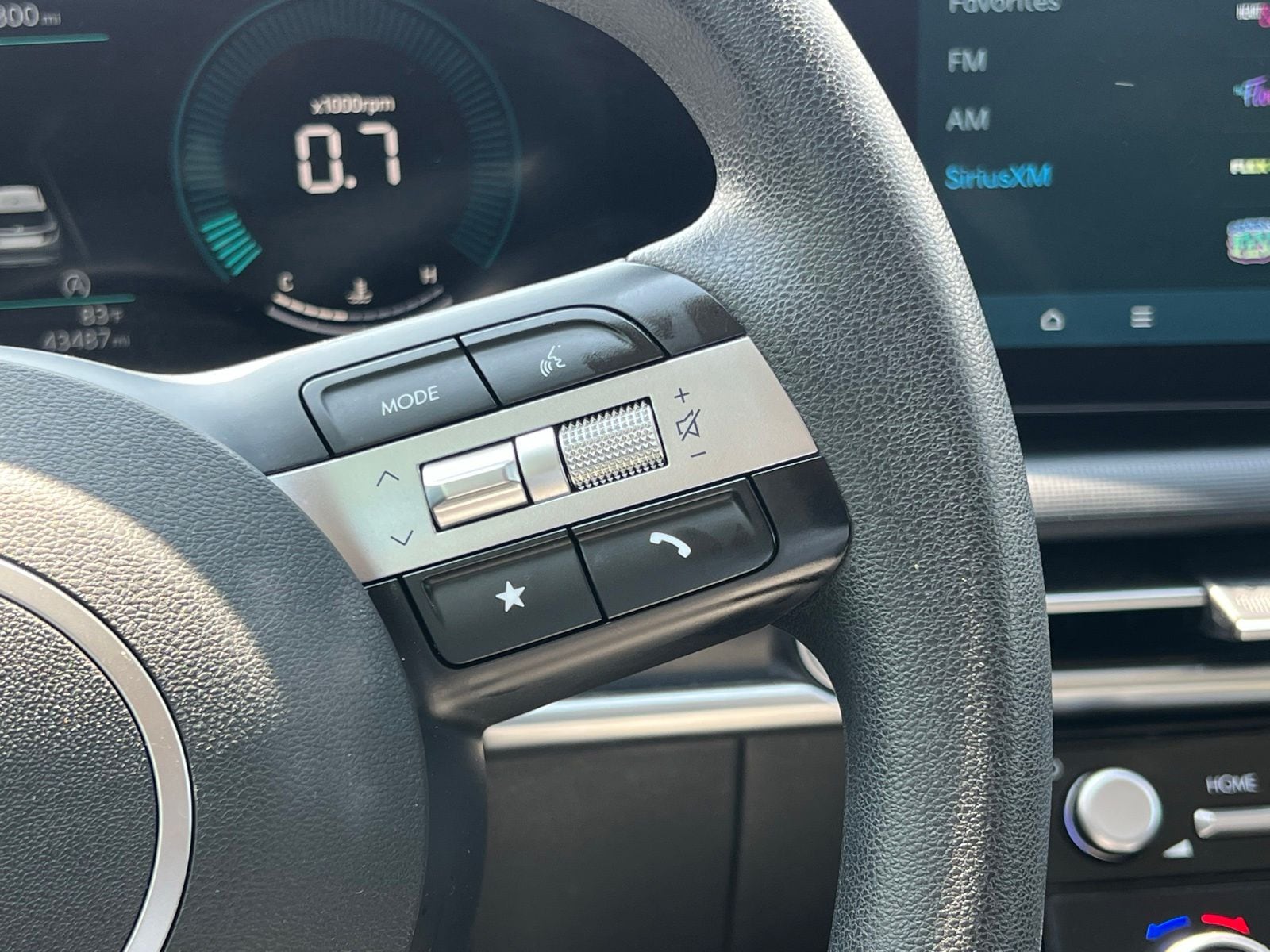 2025 Hyundai Tucson SEL - Photo 27