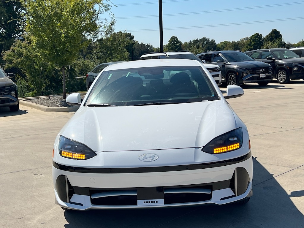 New 2025 Hyundai IONIQ 6 SE Sedan