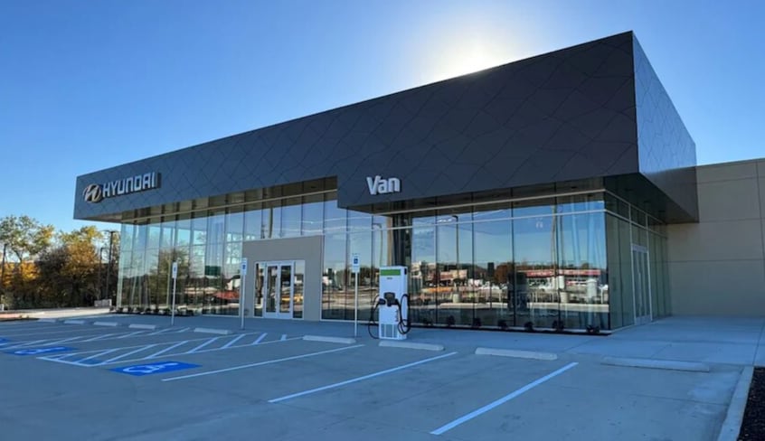 Van Hyundai Dealership