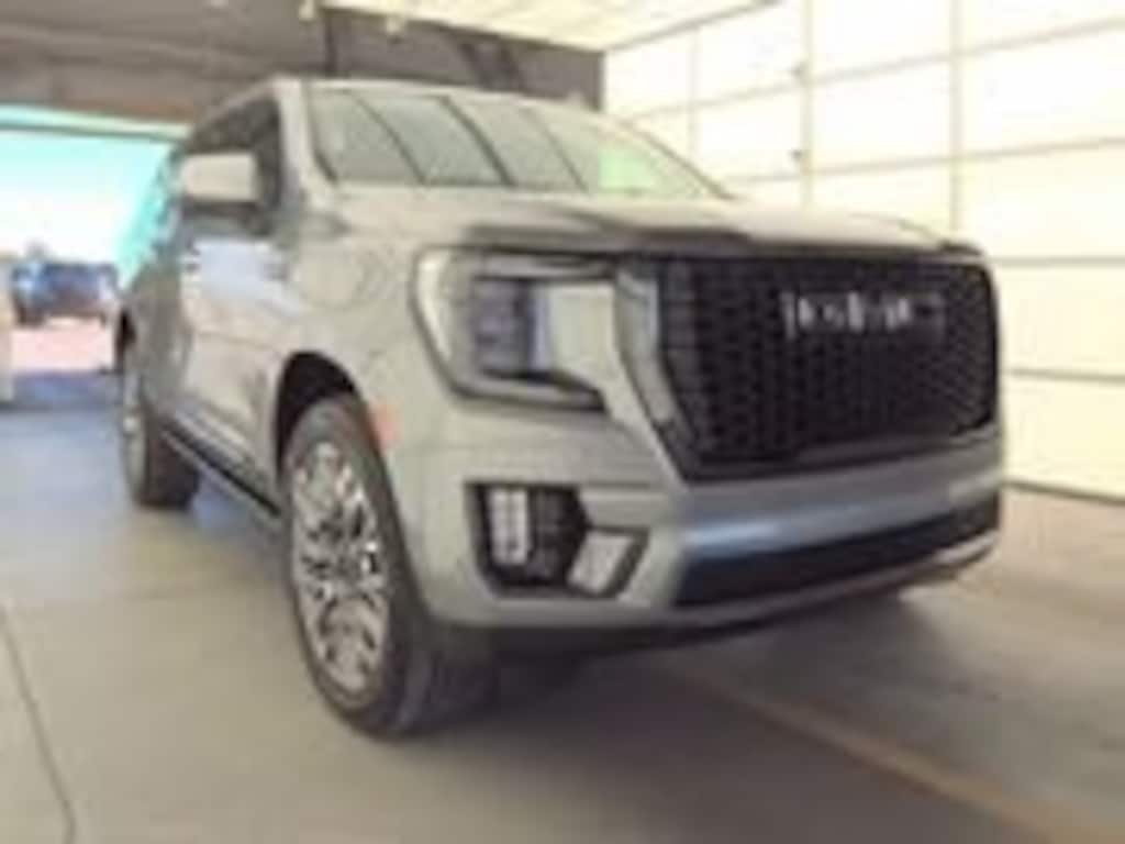 Used 2023 GMC Yukon Denali Ultimate SUV