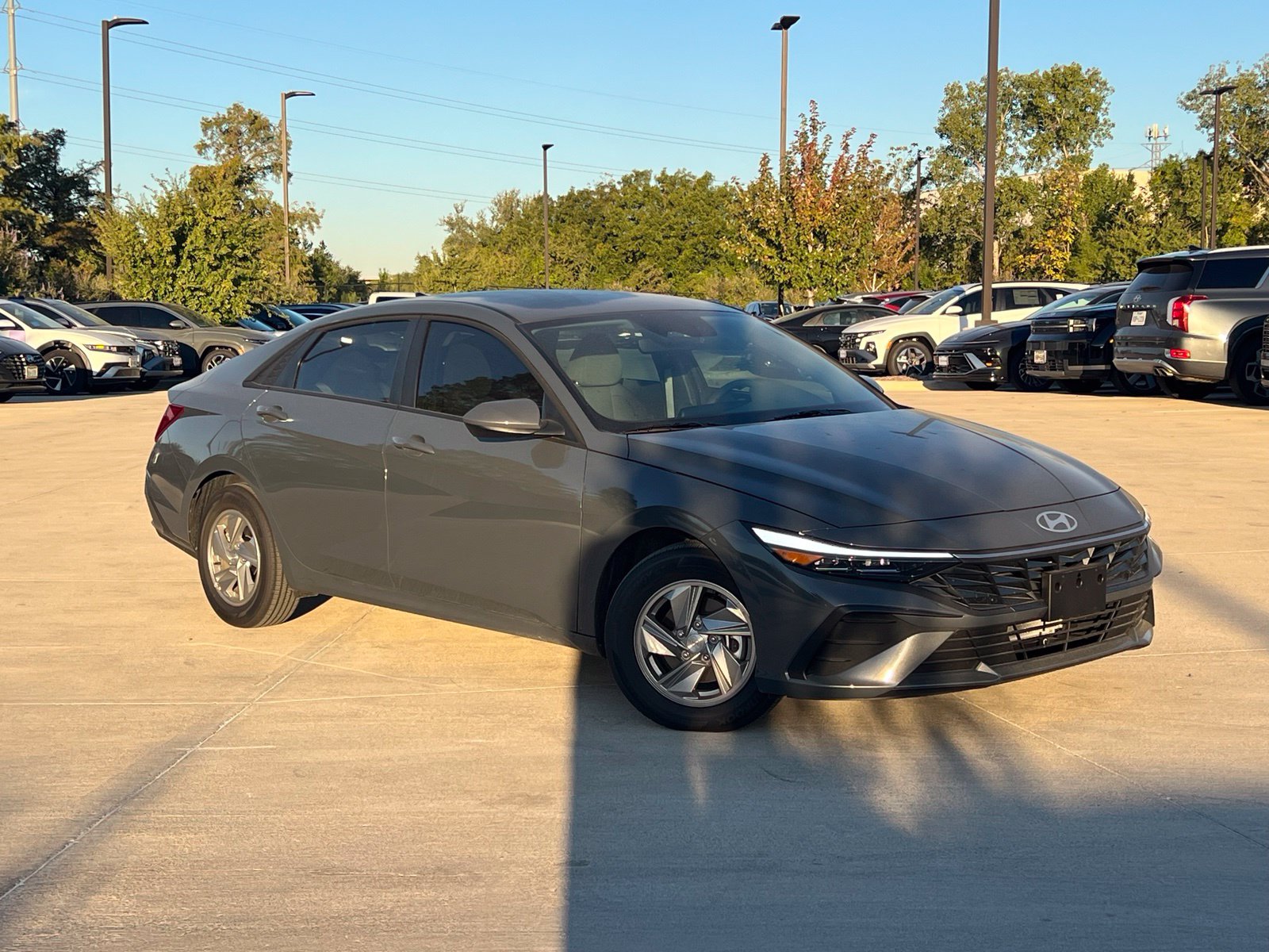 2026 Hyundai Elantra SE Sedan
