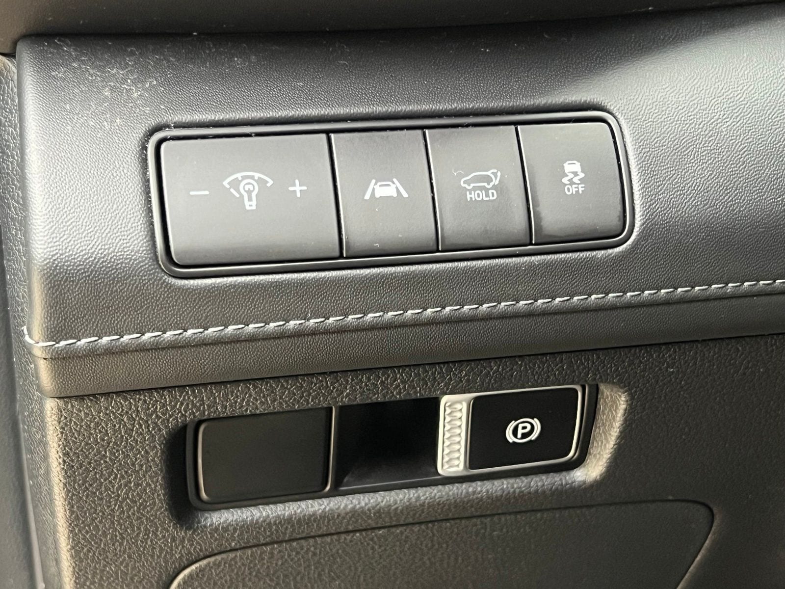 2023 Hyundai Santa Fe Limited - Photo 31