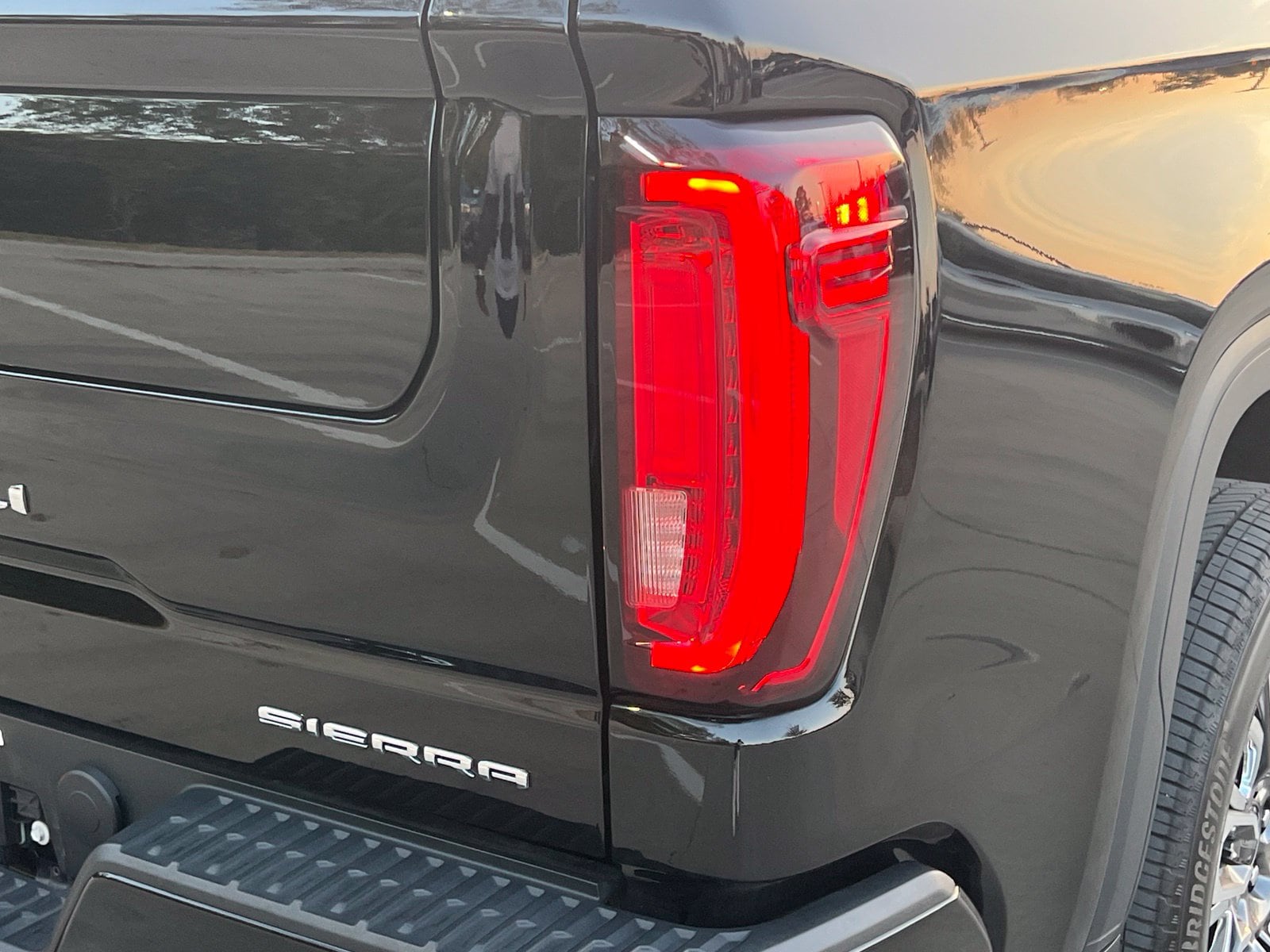 Used 2024 Onyx Black GMC Denali Ultimate image 14