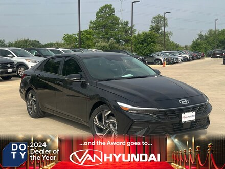 2026 Hyundai Elantra Limited Sedan