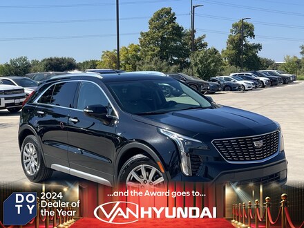 2023 Cadillac XT4 Premium Luxury SUV