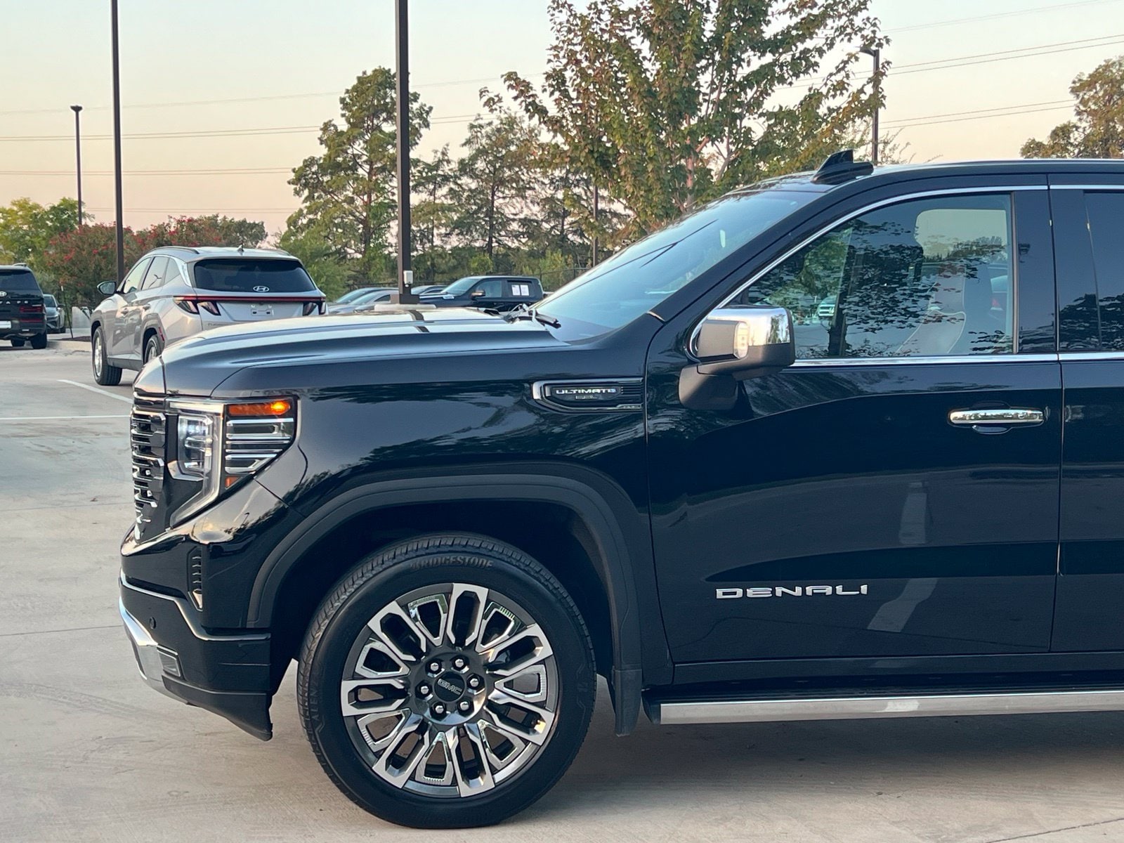 Used 2024 Onyx Black GMC Denali Ultimate image 8