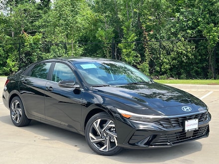 2026 Hyundai Elantra Limited Sedan