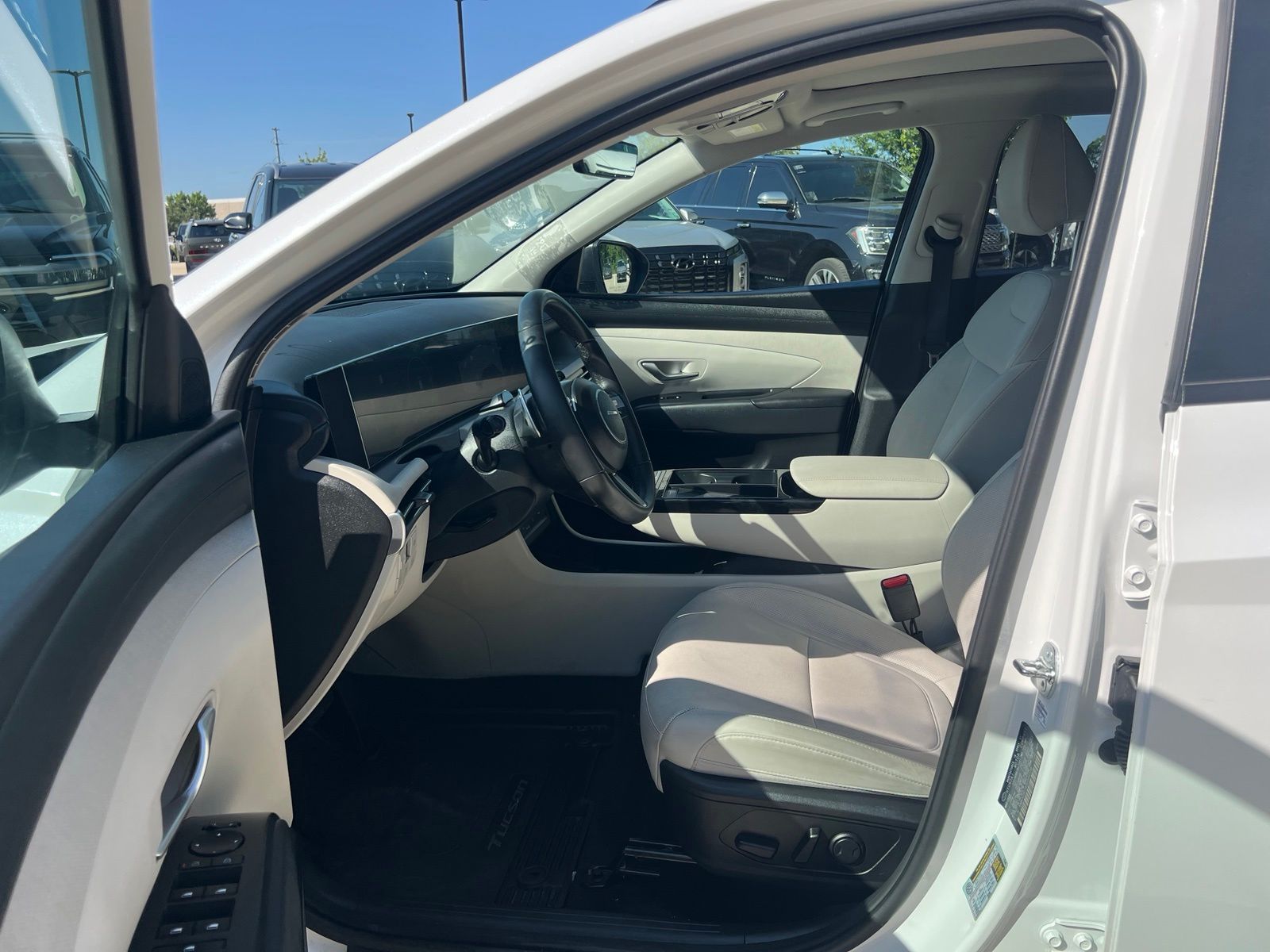 2025 Hyundai Tucson SEL Convenience - Photo 24