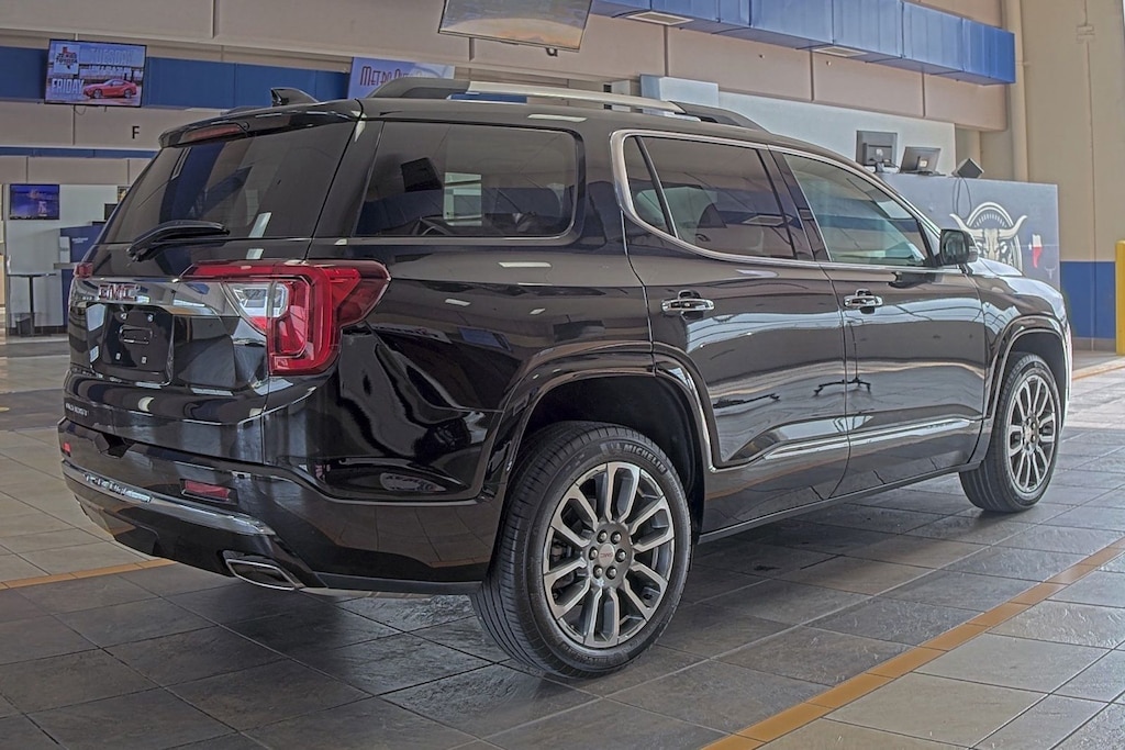 Used 2023 GMC Acadia Denali SUV