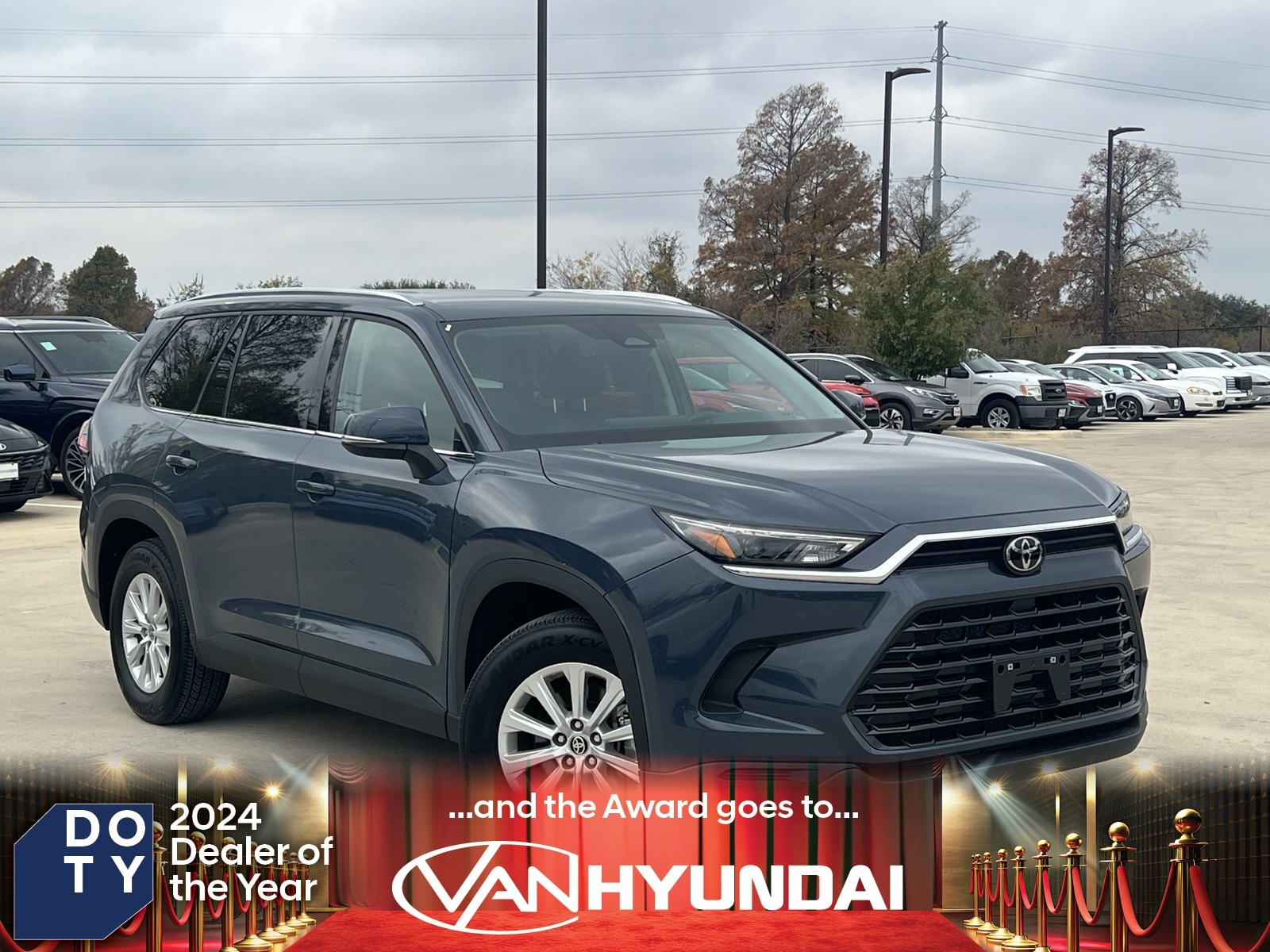 2024 Toyota Grand Highlander XLE's photo