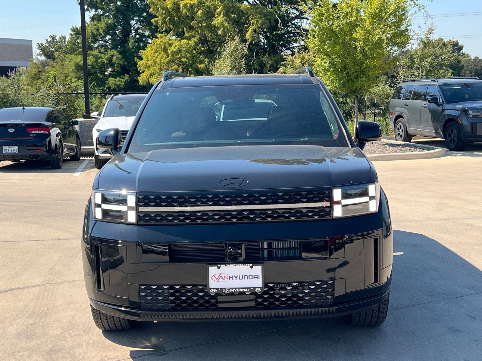 2026 Hyundai Santa Fe Calligraphy photo 2