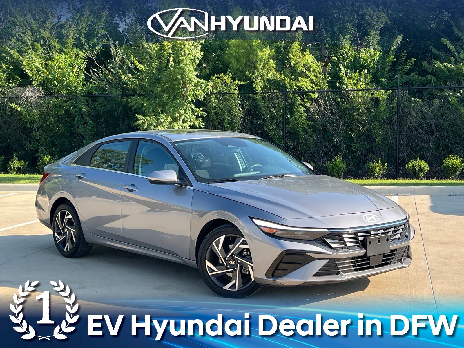 Fluid Metal 2025 Hyundai Elantra Sedan Front-Wheel Drive Continuously Variable Transmission