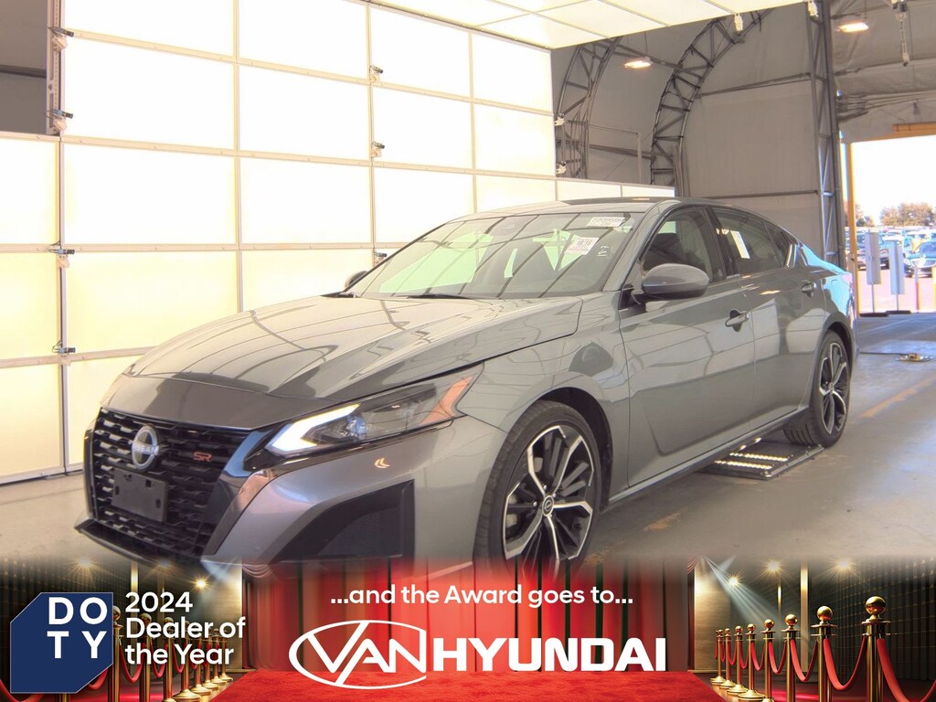 Used 2023 Nissan Altima 2.5 SR Sedan