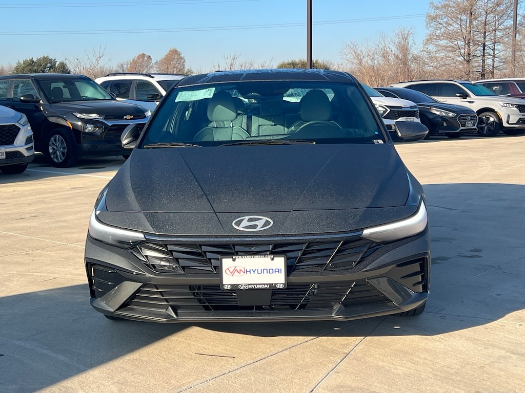 New 2026 Hyundai Elantra Hybrid Limited Sedan