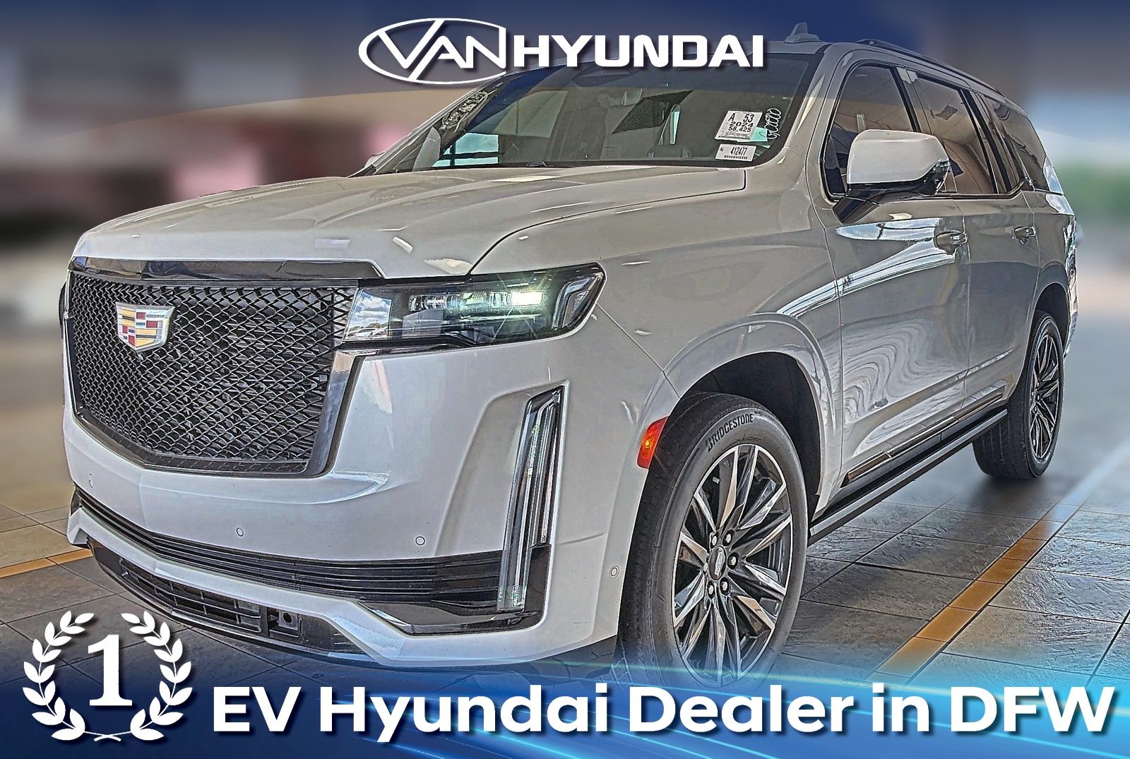 Crystal White Tricoat 2024 Cadillac Escalade SUV / Crossover Four-Wheel Drive Automatic