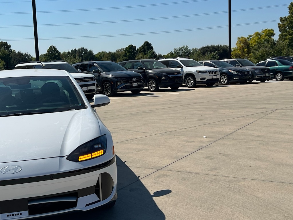 New 2025 Hyundai IONIQ 6 SE Sedan