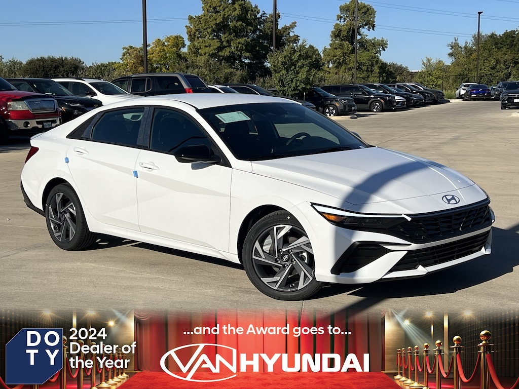 New 2025 Hyundai Elantra SEL Sport Sedan