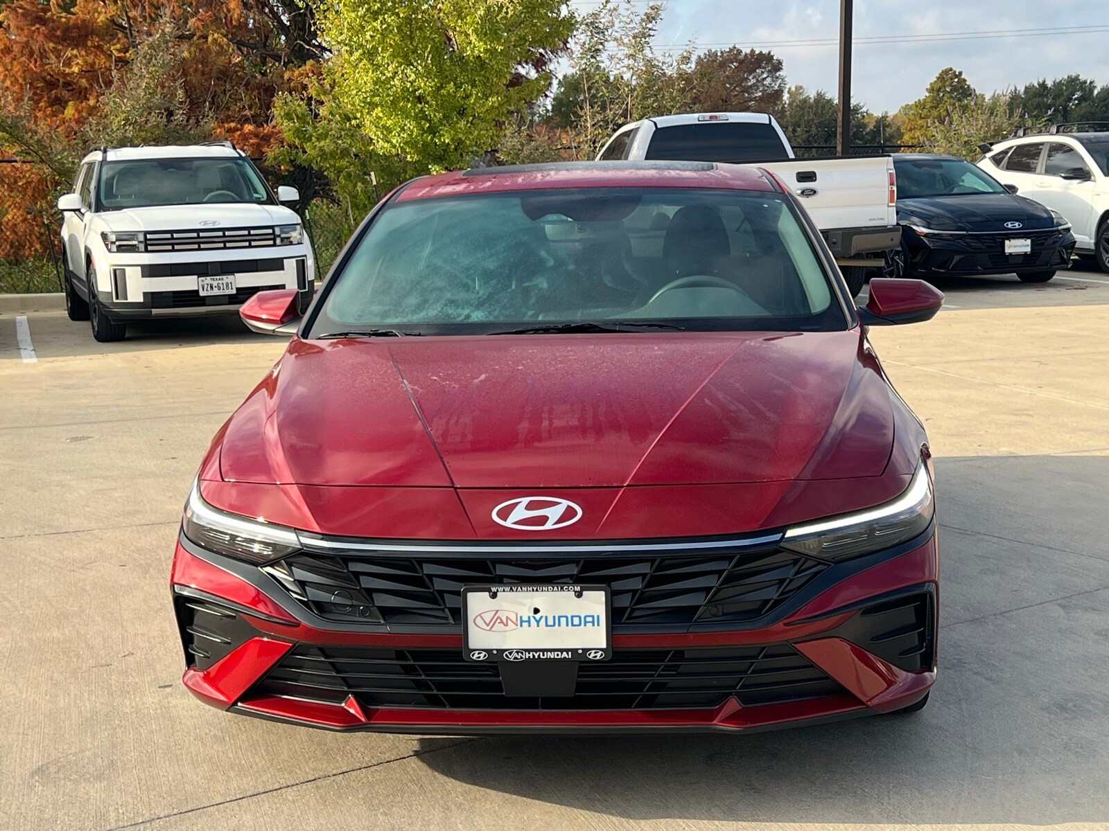 2025 Hyundai Elantra SEL Convenience photo 2