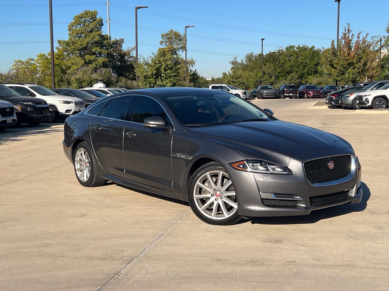  Jaguar XJ