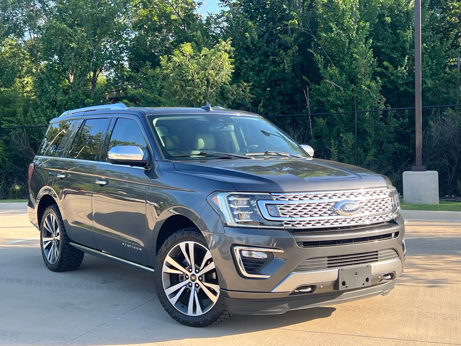Gray (Magnetic) 2021 Ford Expedition SUV / Crossover Four-Wheel Drive Automatic