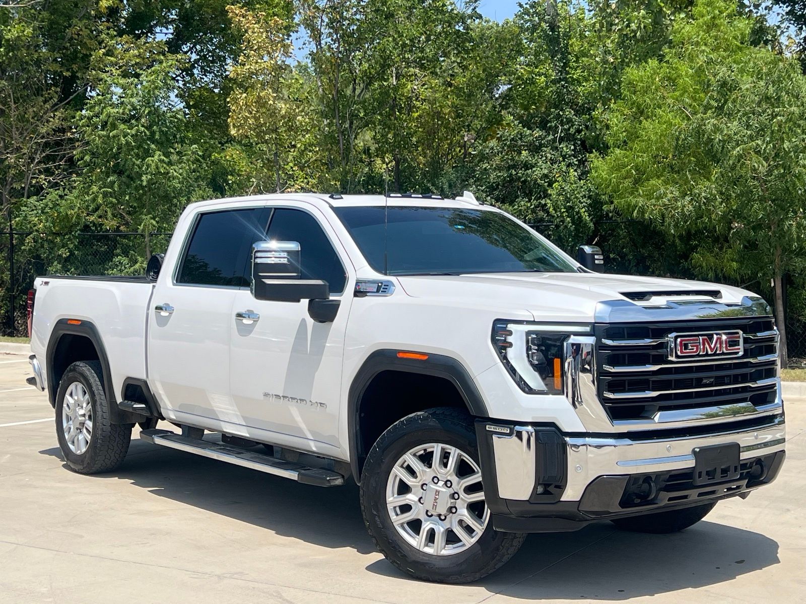 2024 GMC Sierra 2500HD Blanco (White Frost Tricoat) Camioneta Todo terreno Automática